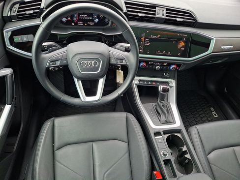 Used 2024 Audi Q3 2.0T Premium AWD/4WD image 11