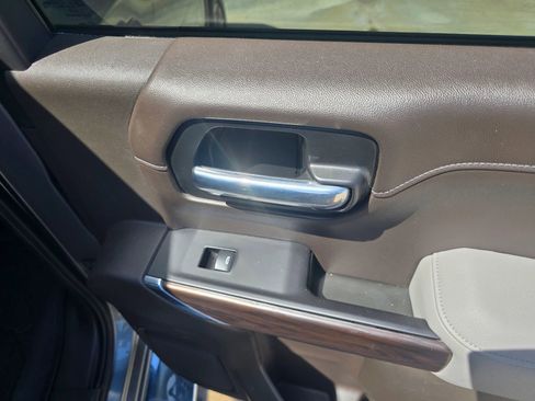 Used 2021 GMC Sierra 1500 SLT image 17