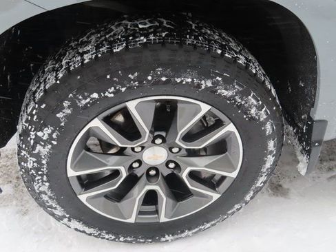 Used 2024 Chevrolet Silverado 1500 LT image 19