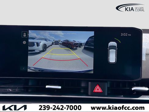 New 2026 Kia Carnival EX FWD image 31