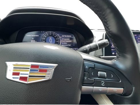 Used 2021 Cadillac CT4 Premium Luxury RWD image 40