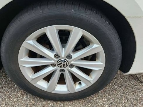 Used 2013 Volkswagen Passat 2.5 SEL Premium FWD image 30