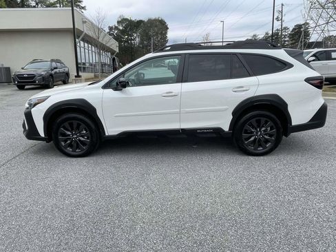 Certified 2025 Subaru Outback Onyx Edition XT w/ Popular Package #2 image 2