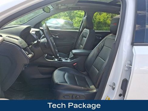 Used 2023 GMC Terrain AT4 w/ Infotainment Package II AWD/4WD image 2