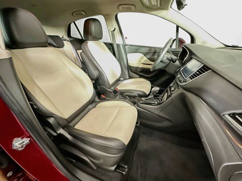 Used 2019 Buick Encore Preferred w/ Safety Package FWD image 29