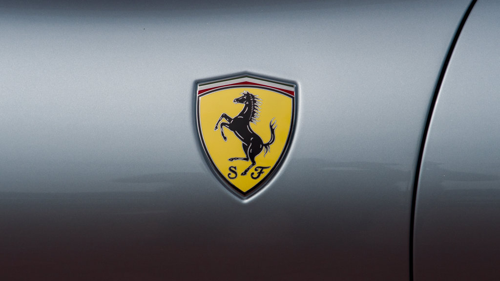 Certified 2026 Ferrari Roma Spider RWD image 34