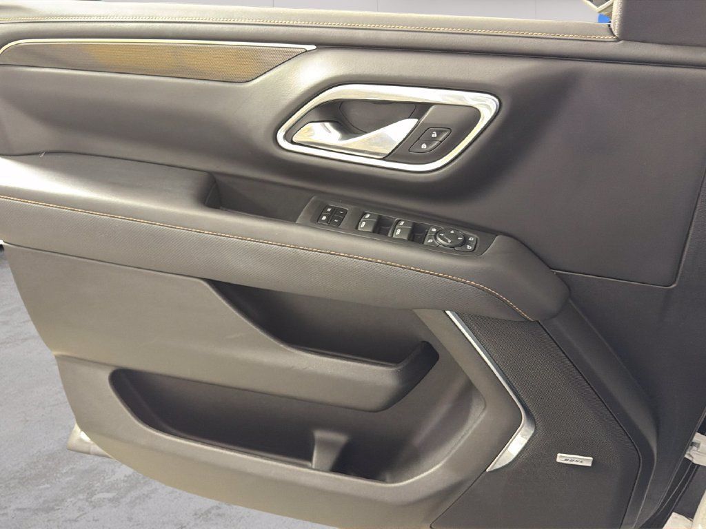Used 2023 GMC Yukon AT4 AWD/4WD image 25