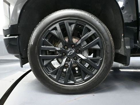 Used 2024 Chevrolet Silverado 1500 High Country w/ High Country Premium Package image 20