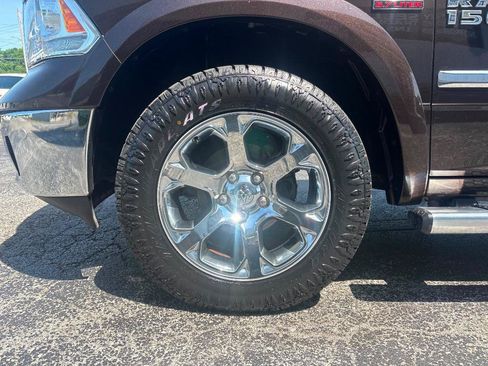 Used 2016 RAM 1500 Laramie w/ Convenience Group AWD/4WD image 10