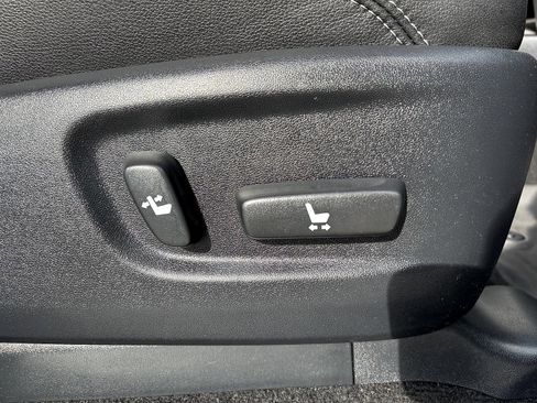 Used 2023 Toyota 4Runner SR5 Premium w/ Moonroof Package image 38