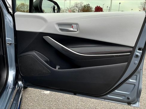 Used 2024 Toyota Corolla SE AWD/4WD image 21