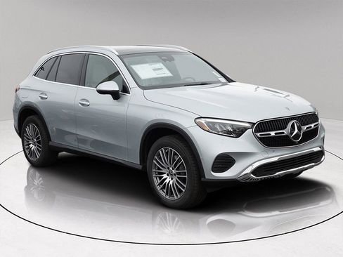 New 2026 Mercedes-Benz GLC 300 image 1