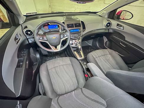 Used 2015 Chevrolet Sonic LT image 12