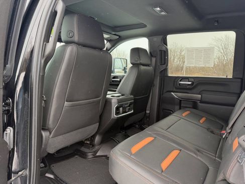 Used 2021 GMC Sierra 3500 AT4 w/ AT4 Premium Plus Package image 13