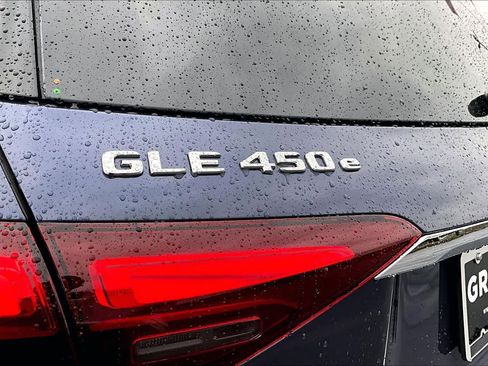 Used 2025 Mercedes-Benz GLE 450e 4MATIC image 10