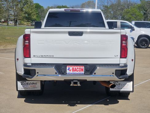 Used 2024 Chevrolet Silverado 3500 LT w/ Convenience Package image 5