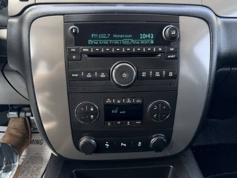 Used 2013 Chevrolet Silverado 1500 LTZ w/ LTZ Plus Package AWD/4WD image 23