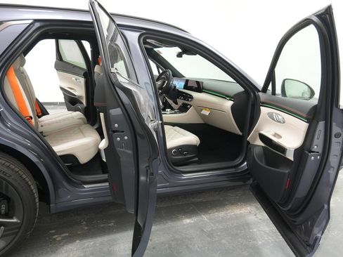 New 2026 Genesis GV70 3.5T Sport Prestige AWD/4WD image 35