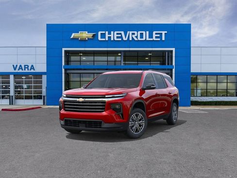 New 2026 Chevrolet Traverse LT image 8