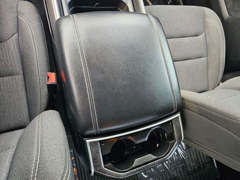 Used 2020 RAM 1500 Big Horn AWD/4WD image 25
