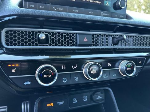 Certified 2025 Honda Civic Sport image 23