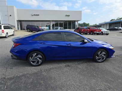 Used 2025 Hyundai Elantra Sport
