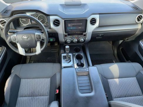 Used 2015 Toyota Tundra SR5 w/ SR5 Upgrade Package image 13