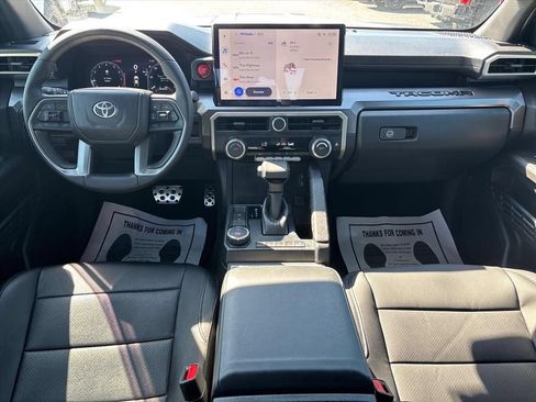 Used 2024 Toyota Tacoma TRD Sport RWD image 19