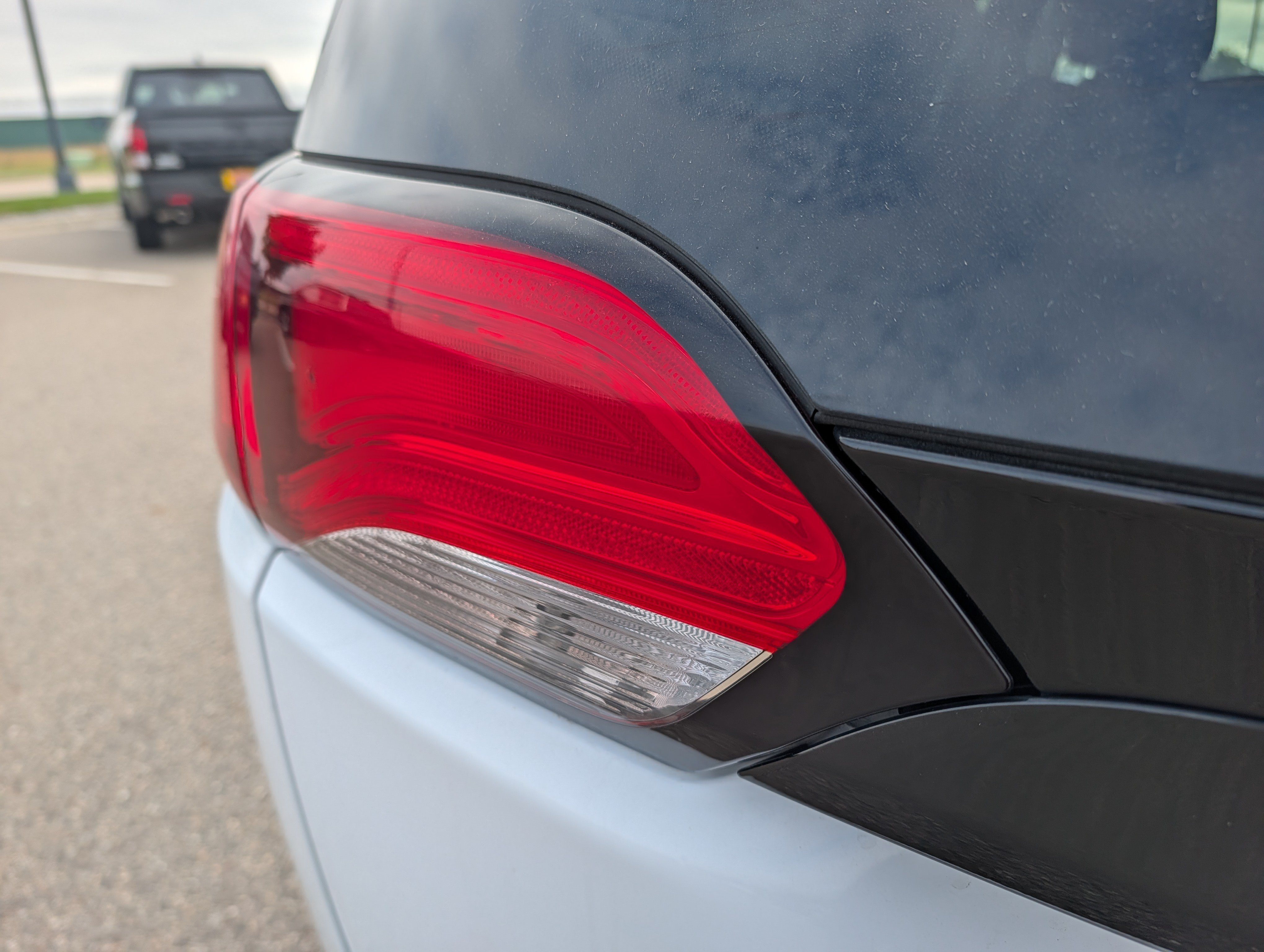 Used 2024 Chrysler Voyager LX FWD image 17