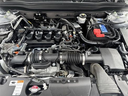 Used 2022 Honda Accord Sport image 30