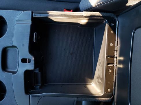 Used 2024 RAM 2500 Tradesman w/ Chrome Appearance Group image 25