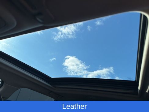 Used 2024 Subaru Forester Premium image 16