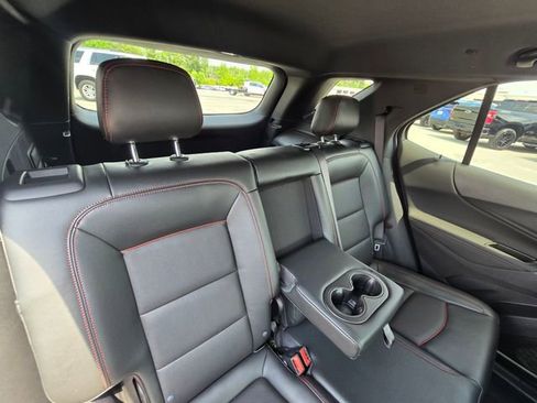 Used 2024 Chevrolet Equinox RS w/ RS Leather Package FWD image 16