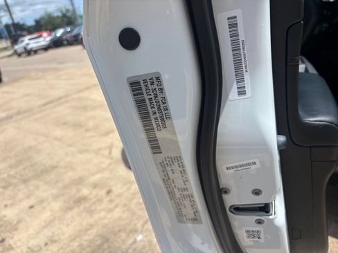 Used 2025 Jeep Compass Trailhawk AWD/4WD image 28