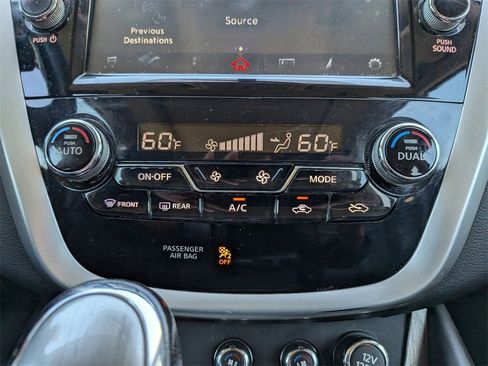 Used 2015 Nissan Murano Platinum w/ Platinum Technology Package image 22