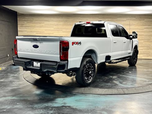 Used 2023 Ford F250 Lariat w/ FX4 Off-Road Package AWD/4WD image 18