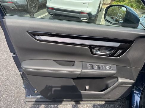 Certified 2025 Honda CR-V EX-L image 22
