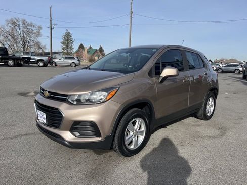 Used 2018 Chevrolet Trax LS image 5