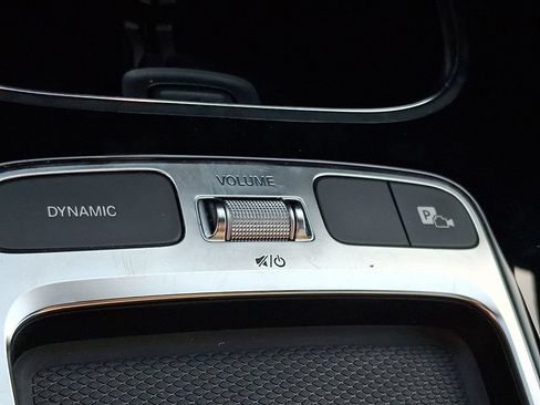 Used 2025 Mercedes-Benz CLA 250 4MATIC image 22