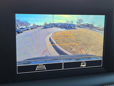 Used 2024 Chevrolet Suburban LS image 17