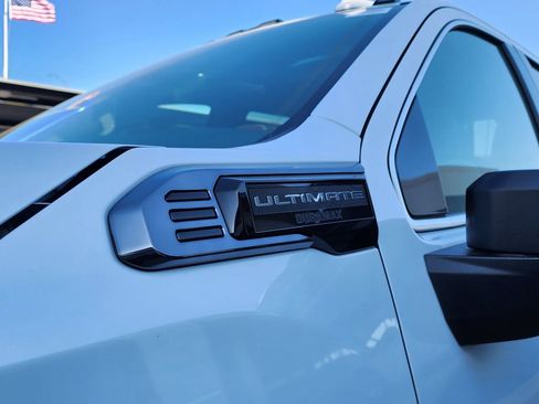 New 2026 GMC Sierra 2500 Denali Ultimate w/ Max Trailering Package AWD/4WD image 10