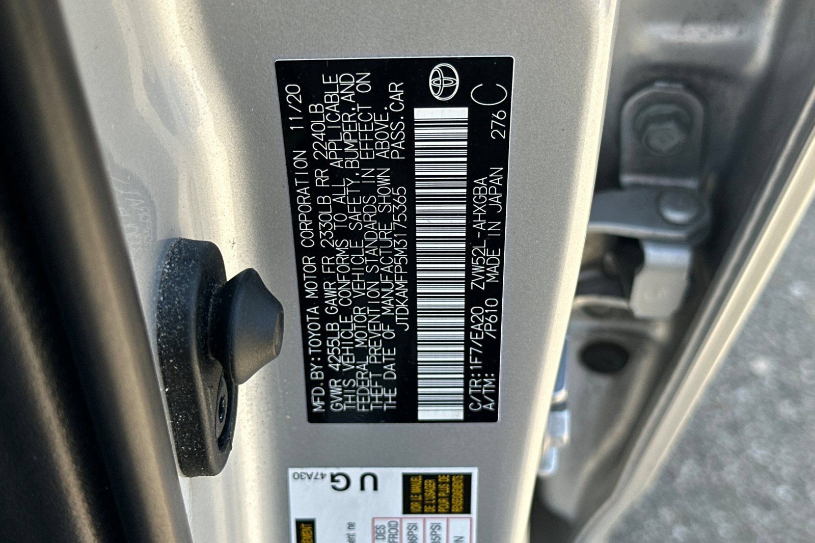 Used 2021 Toyota Prius Prime XLE w/ Carpet Mat Package (TMS) FWD image 28
