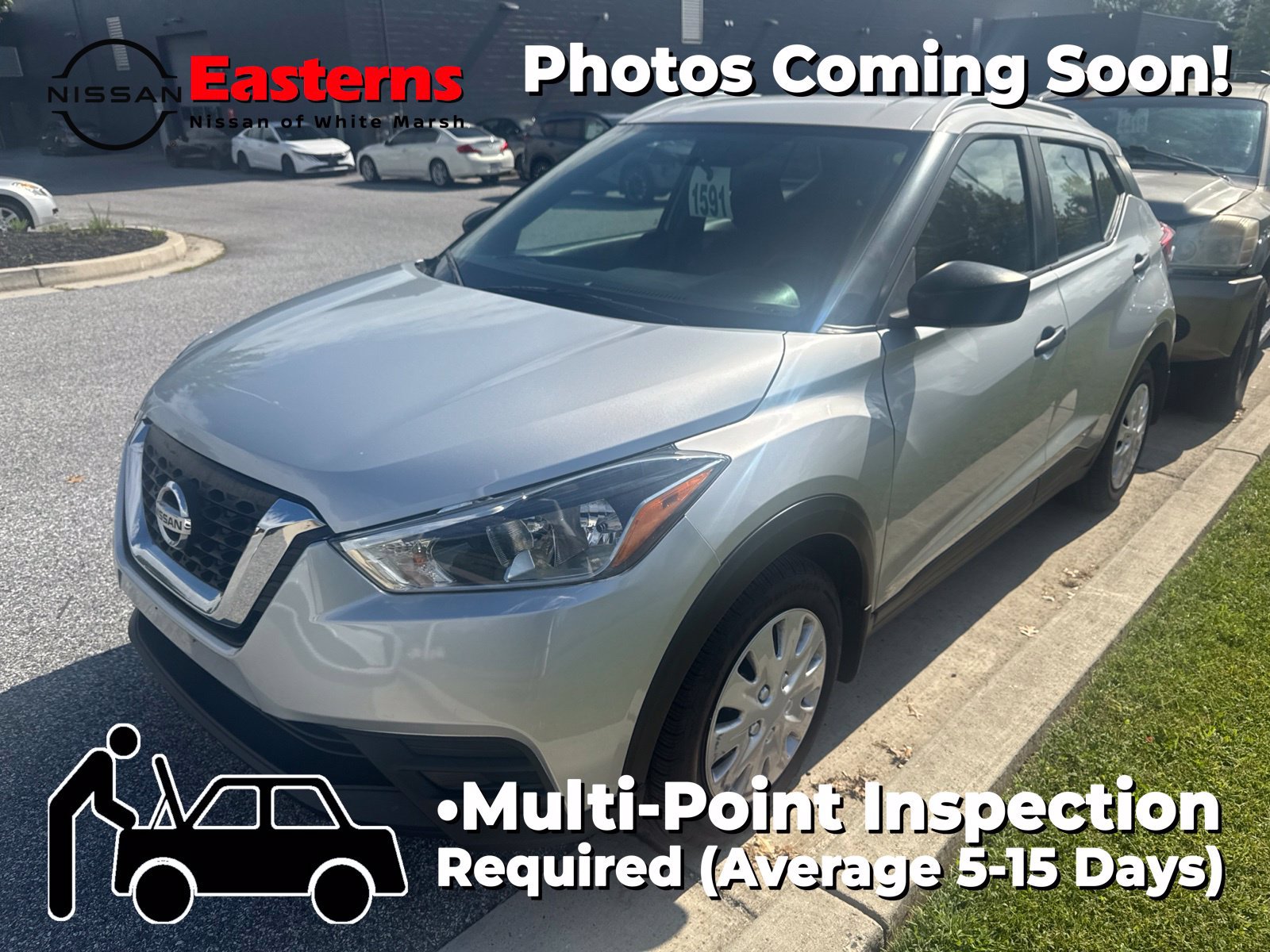 Used 2019 Nissan Kicks S FWD image 1