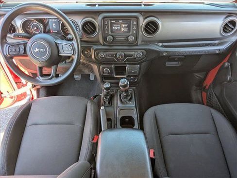 Used 2021 Jeep Wrangler Sport AWD/4WD image 18