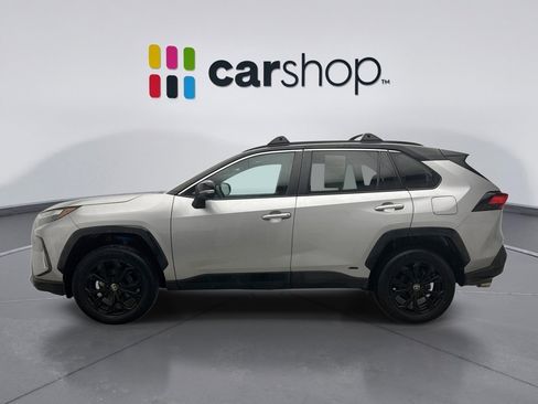 Used 2024 Toyota RAV4 XSE AWD/4WD image 2