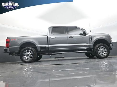 Used 2024 Ford F250 Lariat w/ Chrome Package image 24