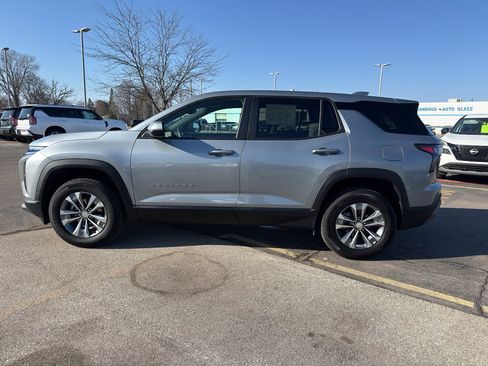 Used 2025 Chevrolet Equinox LT image 6