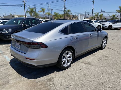 Used 2025 Honda Accord LX image 8