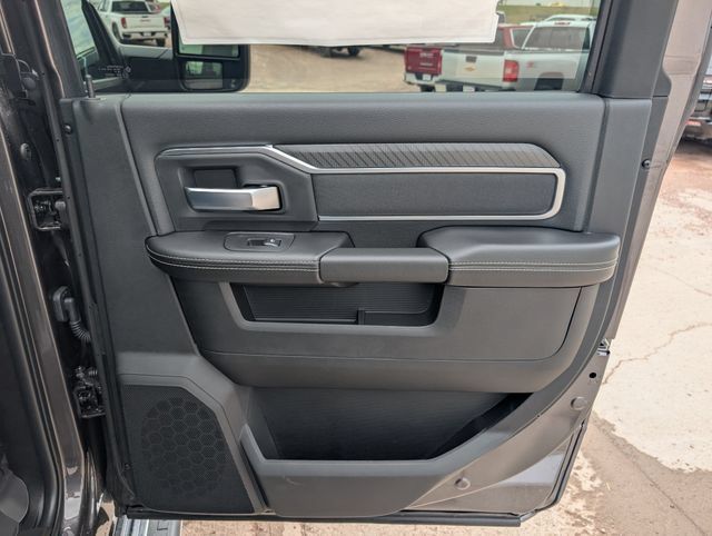 New 2026 RAM 3500 Big Horn AWD/4WD image 30