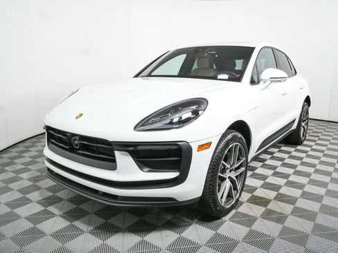 Used 2026 Porsche Macan Turbo AWD/4WD image 1
